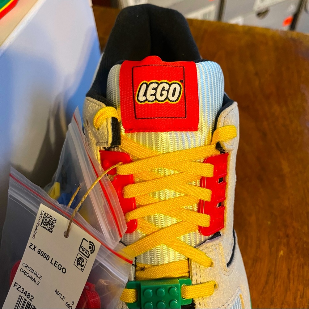 ADIDAS Women's ZX8000 LEGO Shoes! - Picture 6 of 12